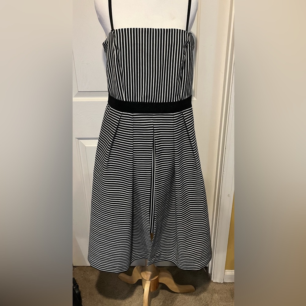 New York and Company strapless Multi layered dress